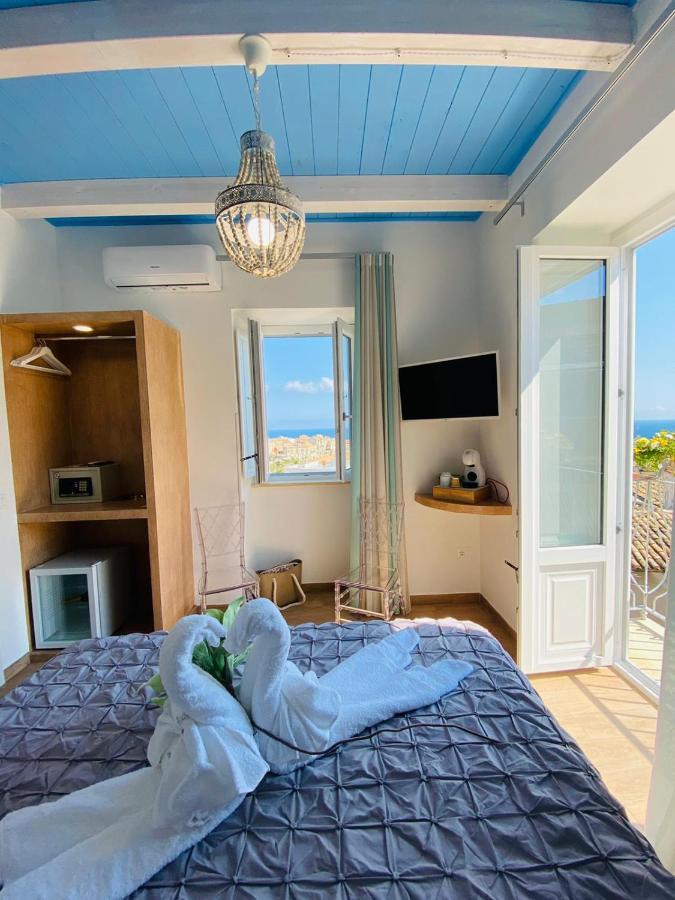 Fior Dei Carmeliti Rooms And Parking Тропея Экстерьер фото