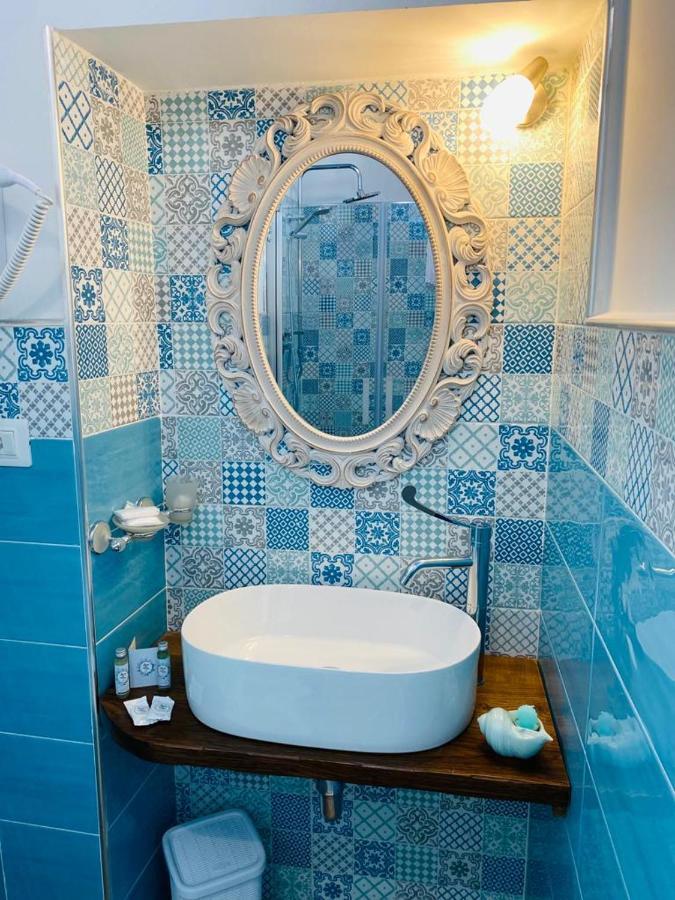 Fior Dei Carmeliti Rooms And Parking Тропея Экстерьер фото